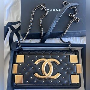 Chanel Boy Brick shoulder bag